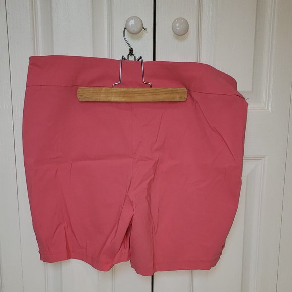 MARIE CLAIRE SUMMER SHORTS BARBIE PINK Size : 15 junior size - Picture 1 of 4